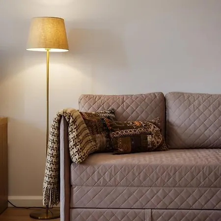 Stylish & Modern Studio Old Town By Houseys Lägenhet *