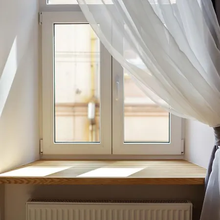 Stylish & Modern Studio Old Town By Houseys Lägenhet *