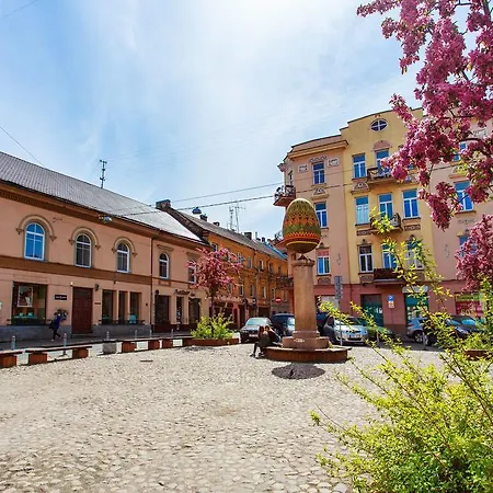 Stylish & Modern Studio Old Town By Houseys Apartment *