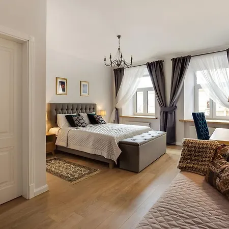 Stylish & Modern Studio Old Town By Houseys * VNO