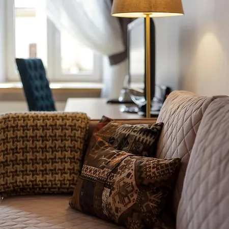 Stylish & Modern Studio Old Town By Houseys Lägenhet VNO